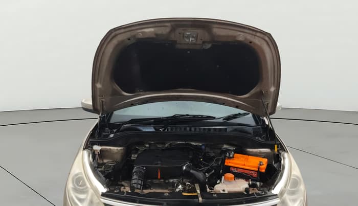 2015 Tata Zest XT PETROL, Petrol, Manual, 76,383 km, Open Bonet