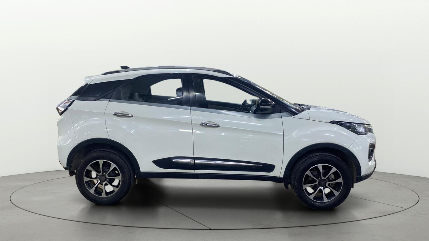 2020 Tata NEXON  XZ Plus LUXS Jet, Petrol, Manual, 55,986 km, Right Side View