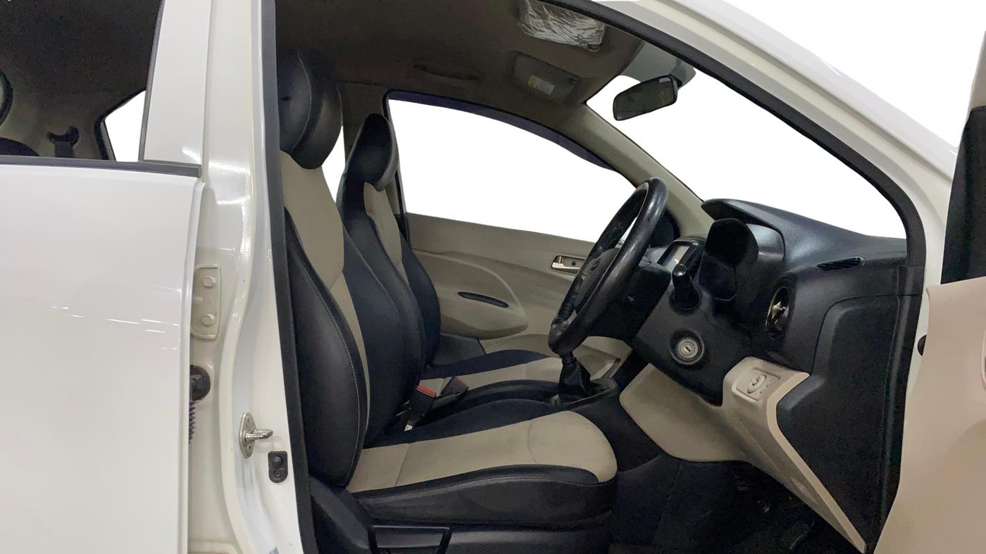 2018 Hyundai NEW SANTRO ASTA MT, Petrol, Manual, 98,362 km, Right Side Front Door Cabin