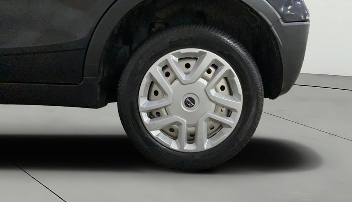 2022 Mahindra XUV300 W4 1.2 PETROL, Petrol, Manual, 26,197 km, Left Rear Wheel