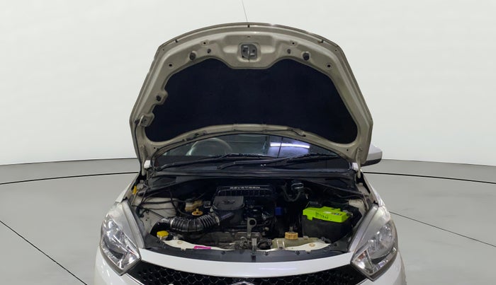 2017 Tata Tiago XT PETROL, Petrol, Manual, 48,903 km, Open Bonet