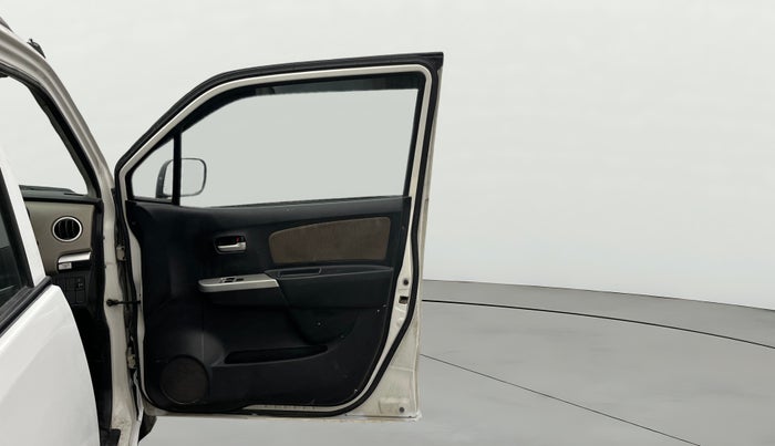 2015 Maruti Wagon R 1.0 LXI, Petrol, Manual, 67,803 km, RHS Front Door