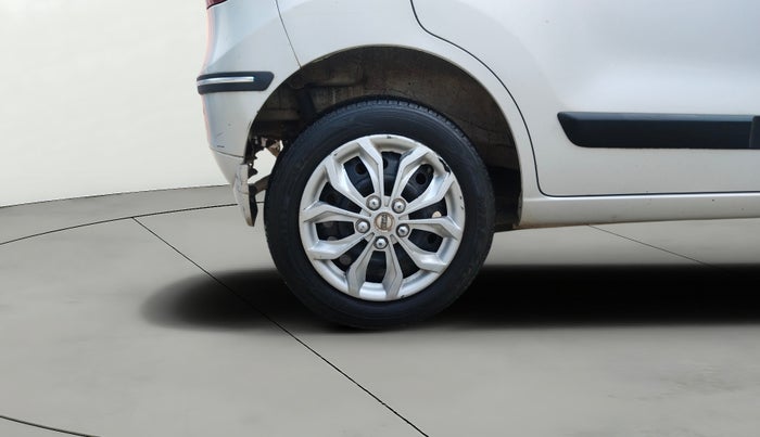 2016 Maruti Wagon R 1.0 VXI, Petrol, Manual, 1,28,845 km, Right Rear Wheel