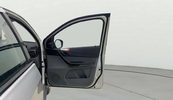 2018 Tata TIGOR XTA PETROL, Petrol, Automatic, 11,053 km, RHS Front Door