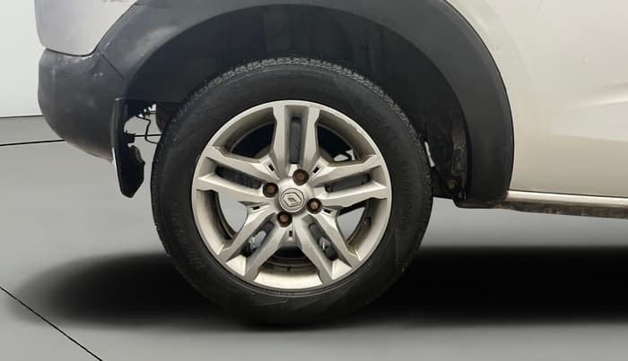 2020 Renault TRIBER RXZ, Petrol, Manual, 42,188 km, Right Rear Wheel