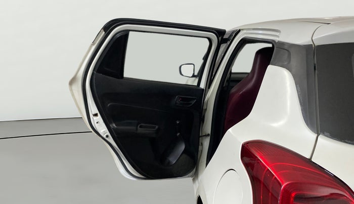 2020 Maruti Swift LXI, CNG, Manual, 94,918 km, LHS Rear Door