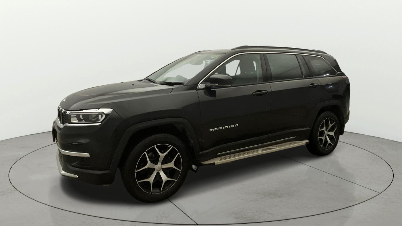 2023 Jeep MERIDIAN LIMITED (O) 4X2 MT, Diesel, Manual, 28,702 km, Left Front Diagonal