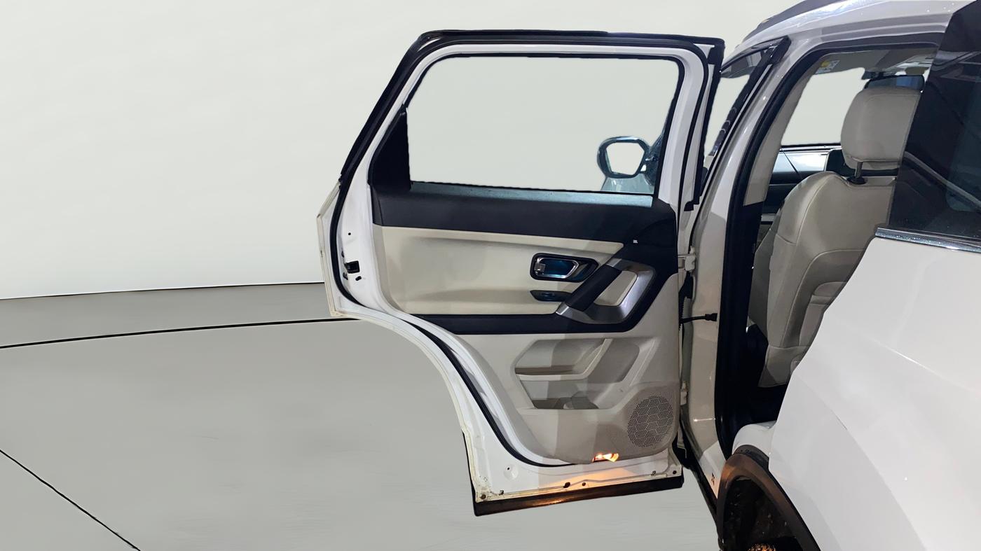 2022 Tata Safari XZA PLUS, Diesel, Automatic, 81,211 km, LHS Rear Door