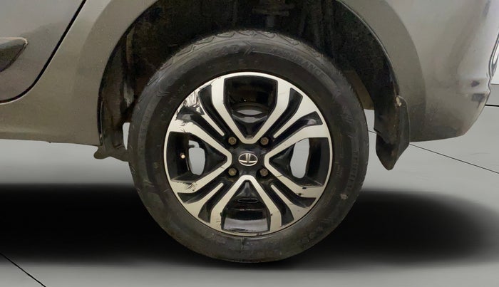 2022 Tata TIGOR XZ PLUS CNG LEATHERETTE PACK, CNG, Manual, 48,712 km, Left Rear Wheel