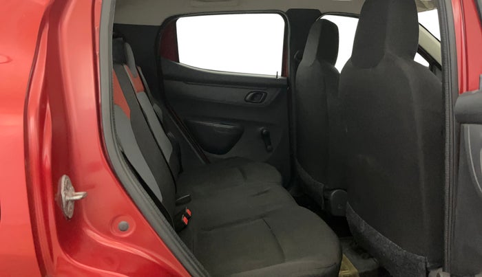 2016 Renault Kwid RXT 0.8, Petrol, Manual, 63,053 km, Right Side Rear Door Cabin
