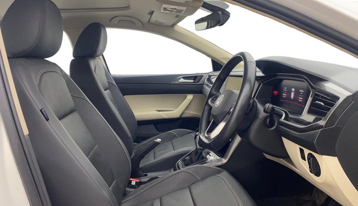 2022 Volkswagen VIRTUS GT PLUS TSI 1.5 EVO DSG, Petrol, Automatic, 16,677 km, Right Side Front Door Cabin