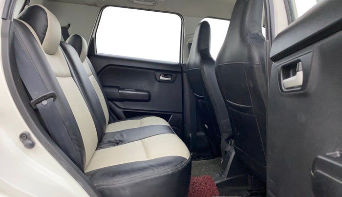 2019 Maruti New Wagon-R VXI 1.0, Petrol, Manual, 42,644 km, Right Side Rear Door Cabin