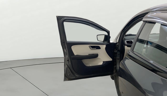 2023 Tata ALTROZ XZ PETROL, Petrol, Manual, 20,328 km, LHS Front Door