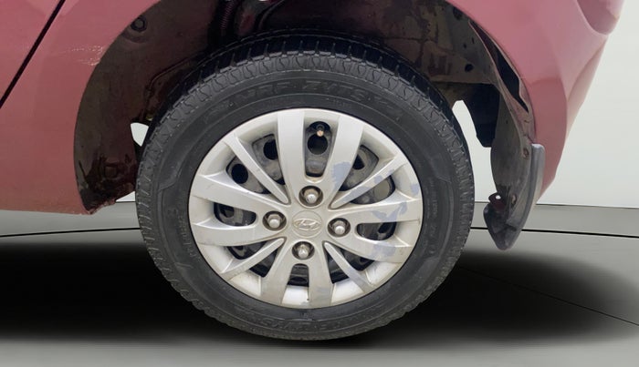 2016 Hyundai i10 SPORTZ 1.1, Petrol, Manual, 73,753 km, Left Rear Wheel