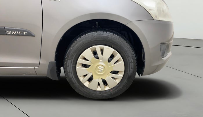 2013 Maruti Swift VXI, Petrol, Manual, 63,412 km, Right Front Wheel