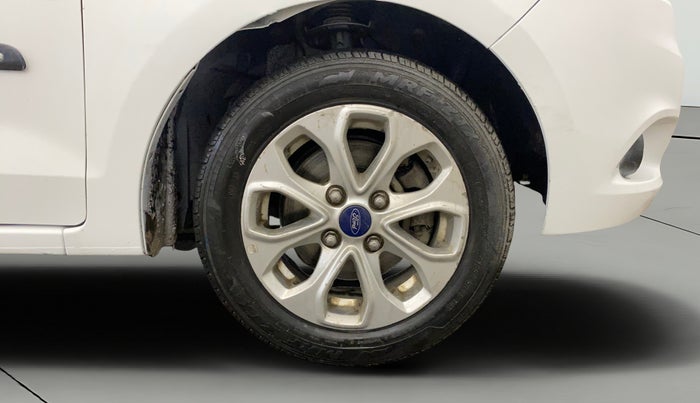 2018 Ford New Figo TITANIUM 1.2 PETROL MT, Petrol, Manual, 38,175 km, Right Front Wheel