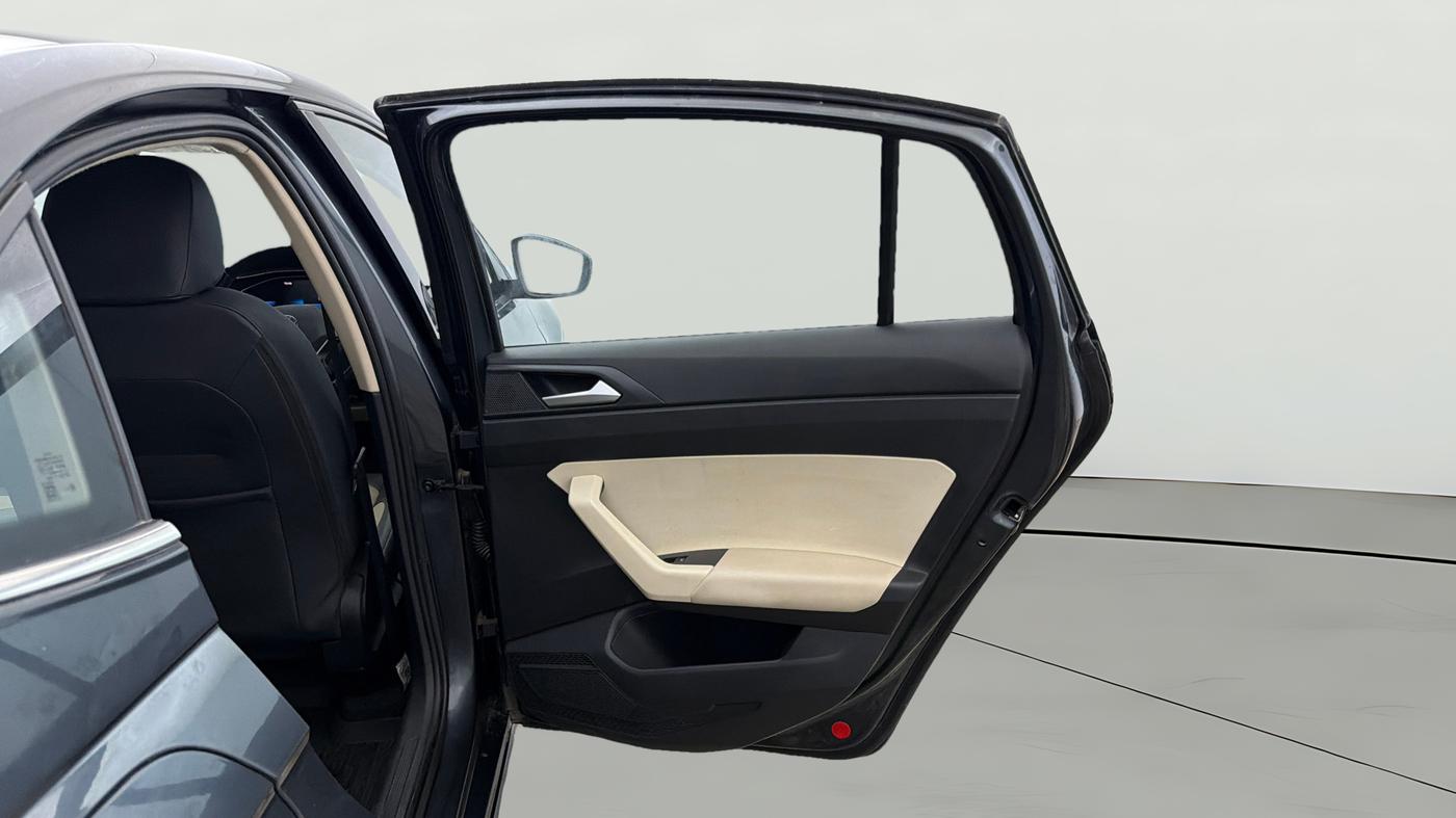 2023 Volkswagen VIRTUS TOPLINE TSI 1.0 AT, Petrol, Automatic, 38,311 km, RHS Rear Door