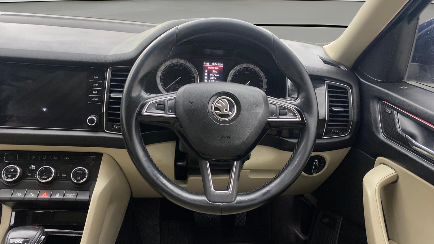 2018 Skoda Kodiaq STYLE 2.0 TDI 4X4 AT, Diesel, Automatic, 1,14,567 km, Steering Wheel Close Up
