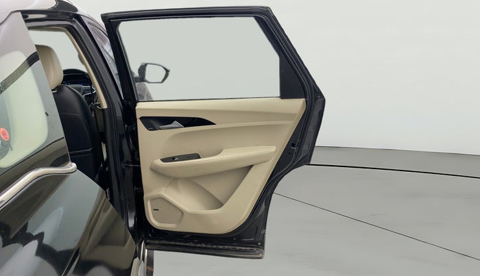 2021 MG HECTOR SHARP HYBRID 1.5 PETROL, Petrol, Manual, 56,406 km, RHS Rear Door