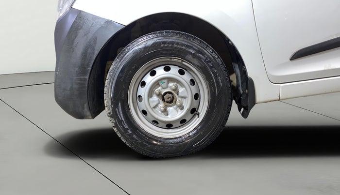 2016 Hyundai Eon D-LITE+, Petrol, Manual, 18,035 km, Left Front Wheel