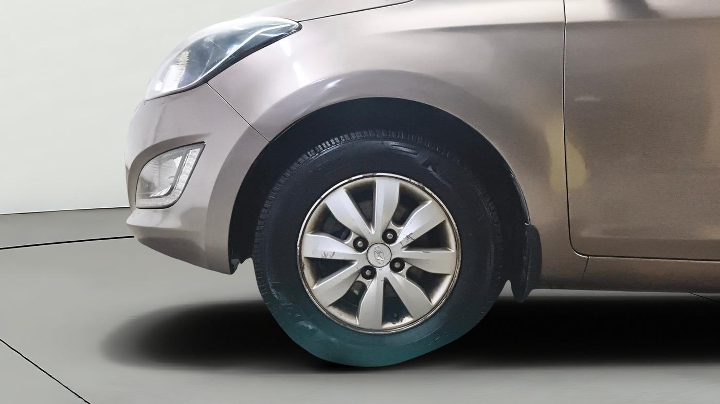 2013 Hyundai i20 SPORTZ 1.4 CRDI, Diesel, Manual, 73,022 km, Left Front Wheel