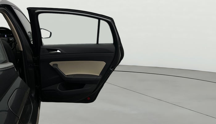 2022 Skoda SLAVIA STYLE 1.0L TSI MT, Petrol, Manual, 63,975 km, RHS Rear Door