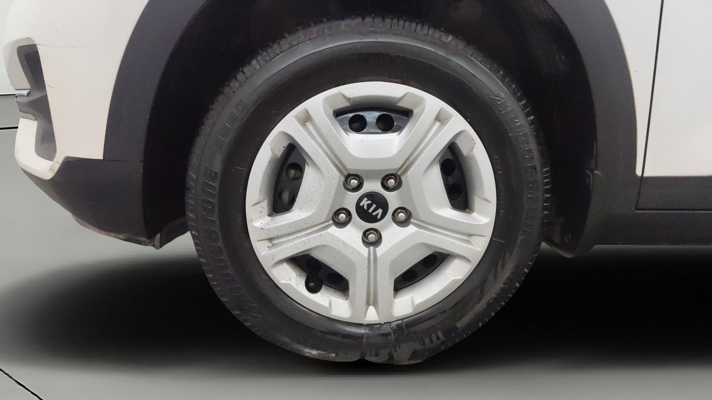 2020 KIA SELTOS HTK 1.5 PETROL, Petrol, Manual, 42,495 km, Left Front Wheel
