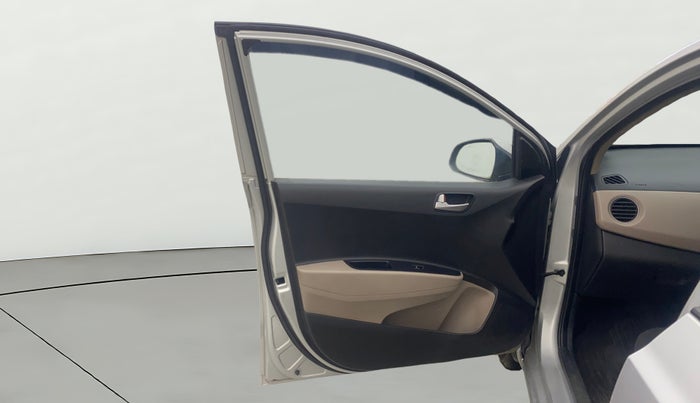 2015 Hyundai Grand i10 ASTA 1.1 CRDI, Diesel, Manual, 1,07,537 km, LHS Front Door