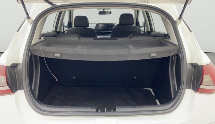 2023 Hyundai NEW I20 SPORTZ 1.2 IVT, Petrol, Automatic, 33,014 km, Boot Open Zoomed View