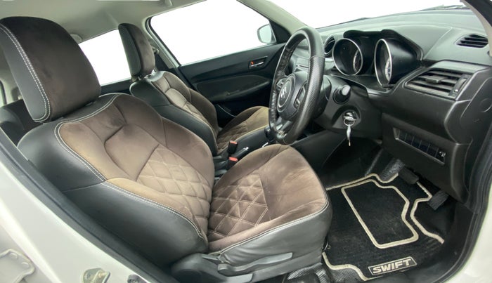 2018 Maruti Swift VXI AMT, Petrol, Automatic, 73,746 km, Right Side Front Door Cabin