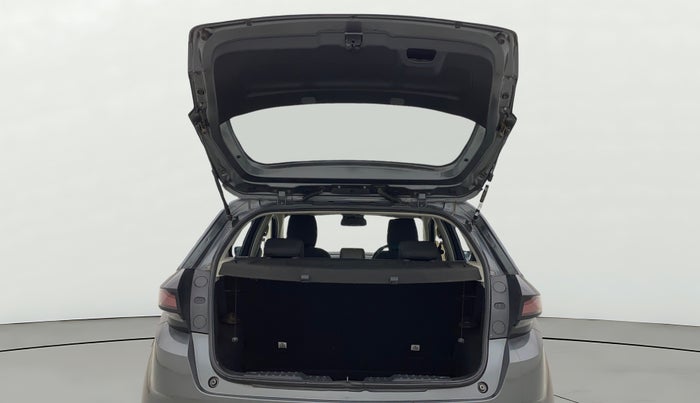 2022 Tata ALTROZ XZA, Petrol, Automatic, 27,042 km, Boot Door Open