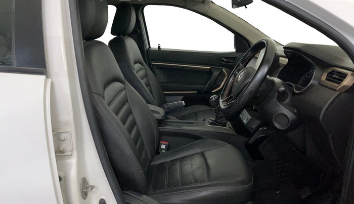 2022 Renault Kiger RXT MT, Petrol, Manual, 83,198 km, Right Side Front Door Cabin