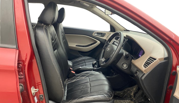 2019 Hyundai Elite i20 SPORTZ PLUS 1.4 CRDI, Diesel, Manual, 1,04,750 km, Right Side Front Door Cabin