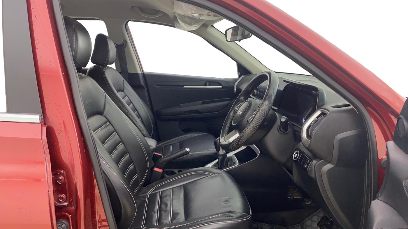 2023 KIA SONET HTK PLUS 1.5, Diesel, Manual, 1,11,607 km, Right Side Front Door Cabin
