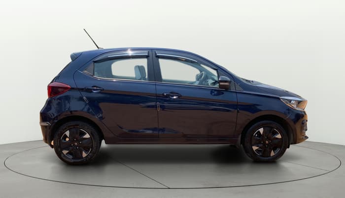 2025 Tata Tiago XTA PETROL, Petrol, Automatic, 8,571 km, Right Side View