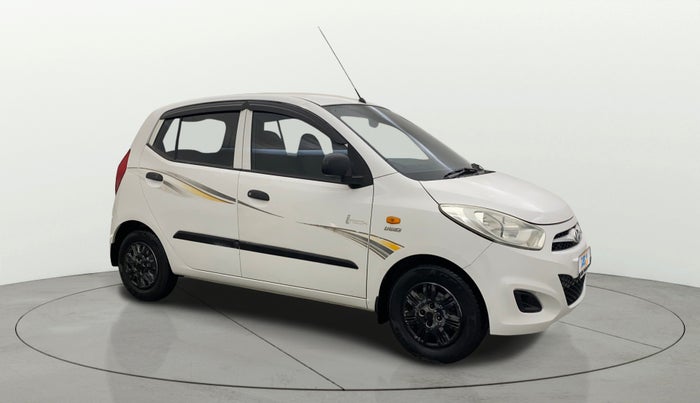 2013 Hyundai i10 ERA 1.1, Petrol, Manual, 17,646 km, Right Front Diagonal