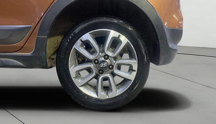 2018 Hyundai i20 Active 1.2 S, Petrol, Manual, 40,587 km, Left Rear Wheel