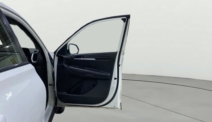 2021 KIA SONET HTE 1.5, Diesel, Manual, 88,175 km, RHS Front Door