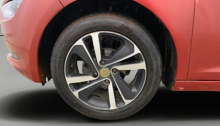 2020 Tata ALTROZ XZ PETROL, CNG, Manual, 46,042 km, Left Front Wheel