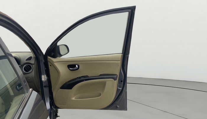 2016 Hyundai i10 SPORTZ 1.1, Petrol, Manual, 75,834 km, RHS Front Door