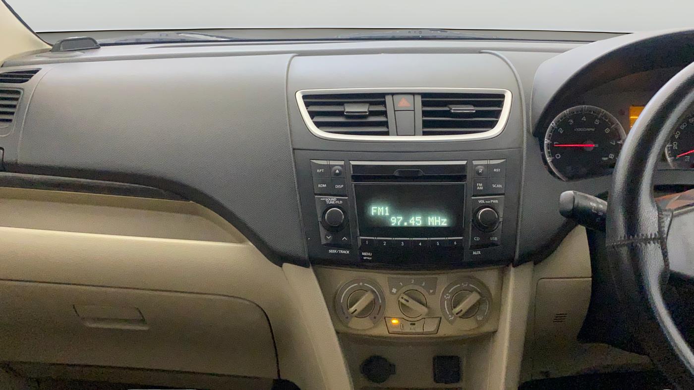 2014 Maruti Ertiga VXI, Petrol, Manual, 30,602 km, Air Conditioner