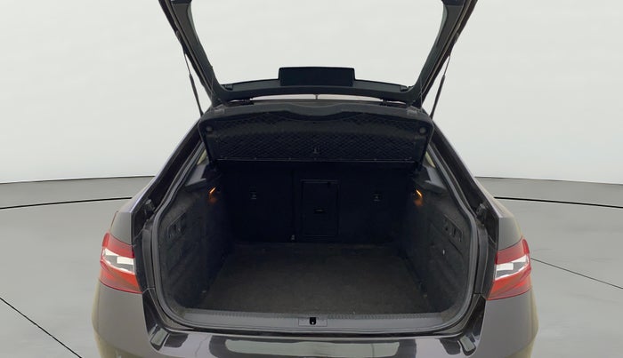 2017 Skoda Superb STYLE 1.8 TSI AT, Petrol, Automatic, 59,773 km, Boot Open Zoomed View