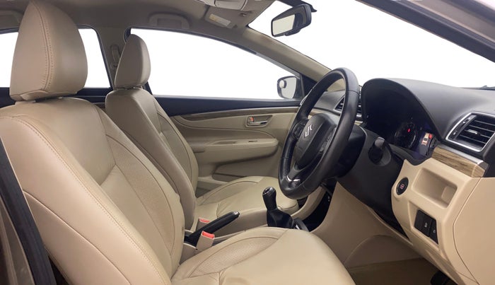 2019 Maruti Ciaz ALPHA 1.5 SHVS PETROL, Petrol, Manual, 31,620 km, Right Side Front Door Cabin