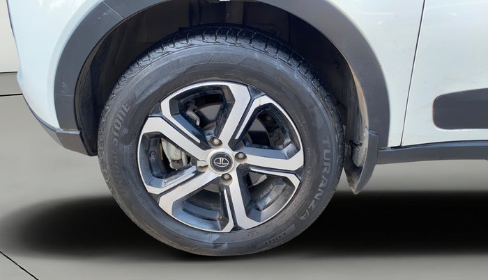 2021 Tata NEXON XZA PLUS SUNROOF PETROL, Petrol, Automatic, 31,729 km, Left Front Wheel