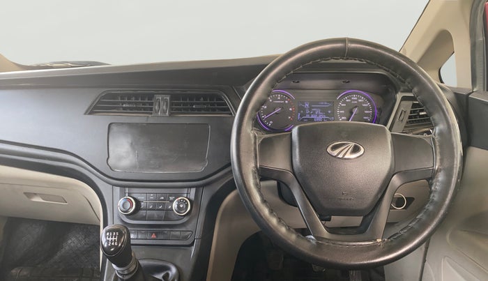 2019 Mahindra MARAZZO M2 7STR, Diesel, Manual, 69,853 km, Steering Wheel Close Up