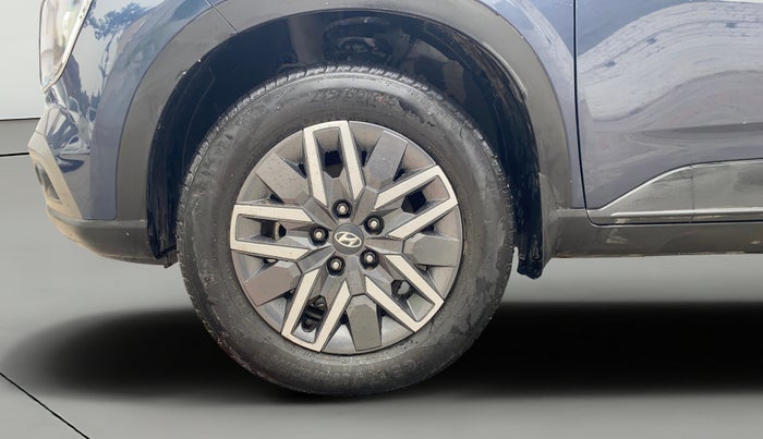 2021 Hyundai VENUE SX 1.5 CRDI, Diesel, Manual, 17,812 km, Left Front Wheel