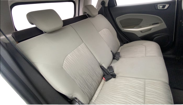 2016 Ford Ecosport TITANIUM 1.5L DIESEL, Diesel, Manual, 81,014 km, Right Side Rear Door Cabin