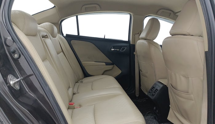 2019 Honda City 1.5L I-VTE V CVT, Petrol, Automatic, 57,022 km, Right Side Rear Door Cabin