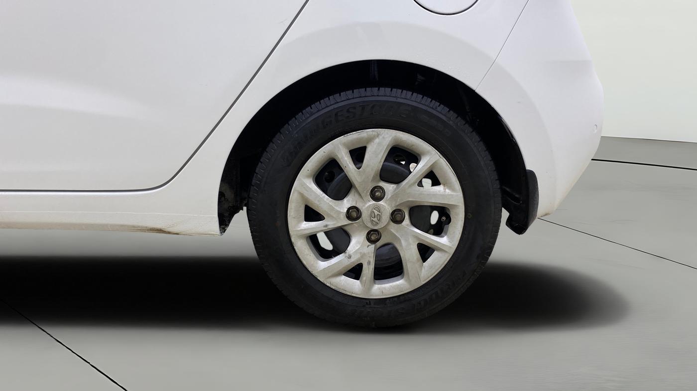 2017 Hyundai Grand i10 SPORTZ 1.2 KAPPA VTVT, CNG, Manual, 50,209 km, Left Rear Wheel