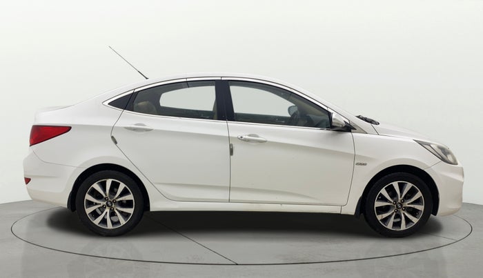 2014 Hyundai Verna FLUIDIC 1.4 CRDI CX, Diesel, Manual, 1,42,148 km, Right Side View